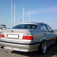 BMW e36 325i ( SOLGT )