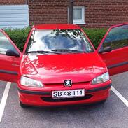 Peugeot 106  Den Røde Reje!