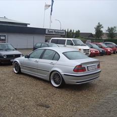 BMW E46 320i