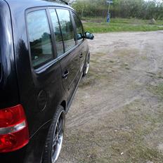 VW Touran 1,9 TDI 20" solgt