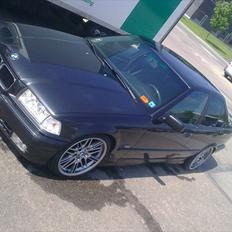 BMW E36 325