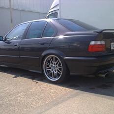 BMW E36 325