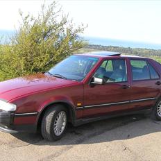 Saab 9000