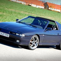 Toyota Supra 3.0i Turbo targa