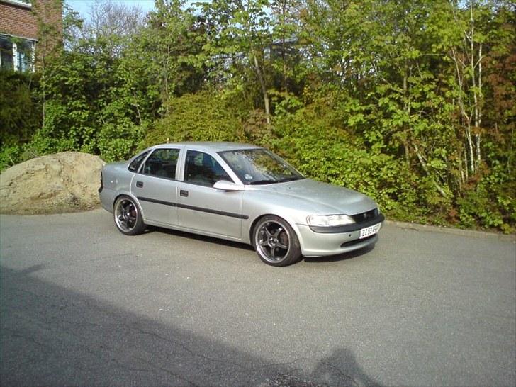 Opel Vectra B  billede 2
