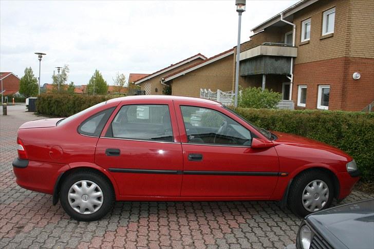 Opel Vectra B (Solgt) billede 3