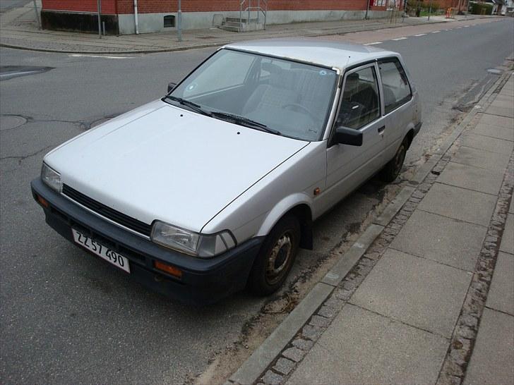 Toyota Corolla 1,3 DK billede 3