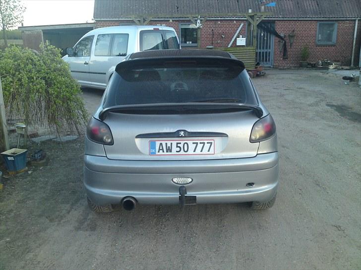 Peugeot 206 SOLGT billede 4