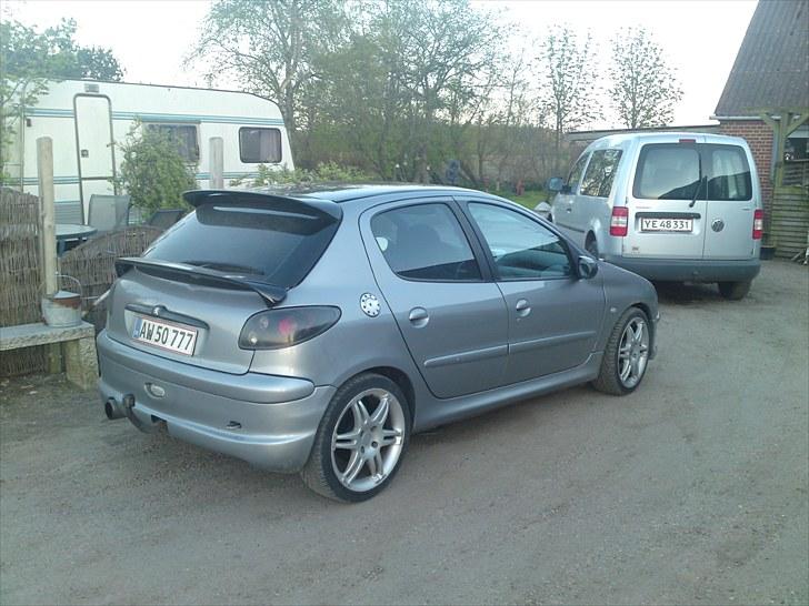 Peugeot 206 SOLGT billede 5