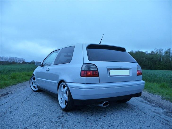 VW Golf 3 GTI 16V *Solgt* billede 13