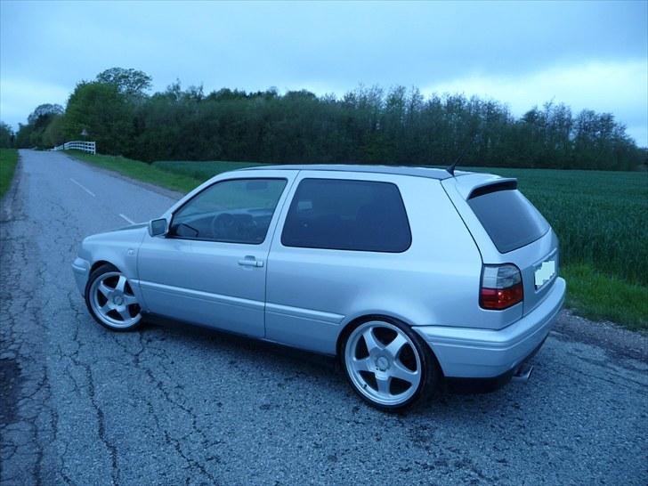 VW Golf 3 GTI 16V *Solgt* billede 14