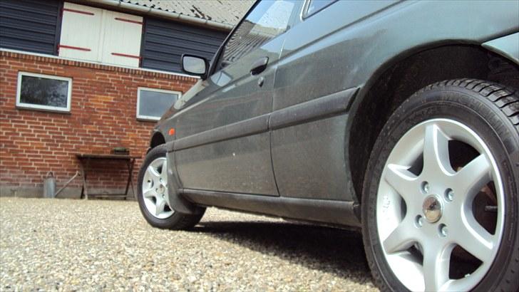 Ford Escort 1.6i CL - Med nye fælge billede 15