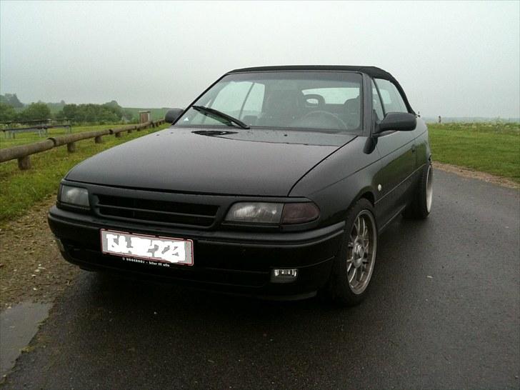 Opel Astra Cabriolet tidligere bil billede 1