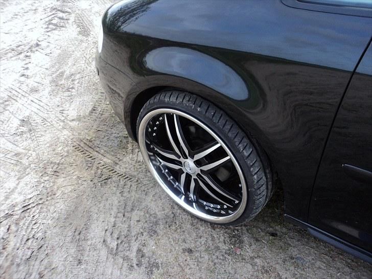 VW Touran 1,9 TDI 20" solgt billede 4