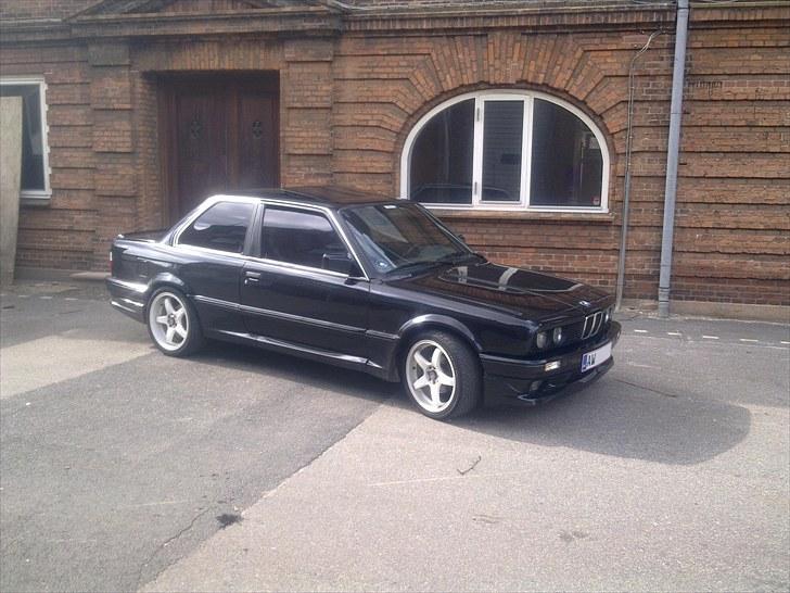 BMW E30 325i billede 5