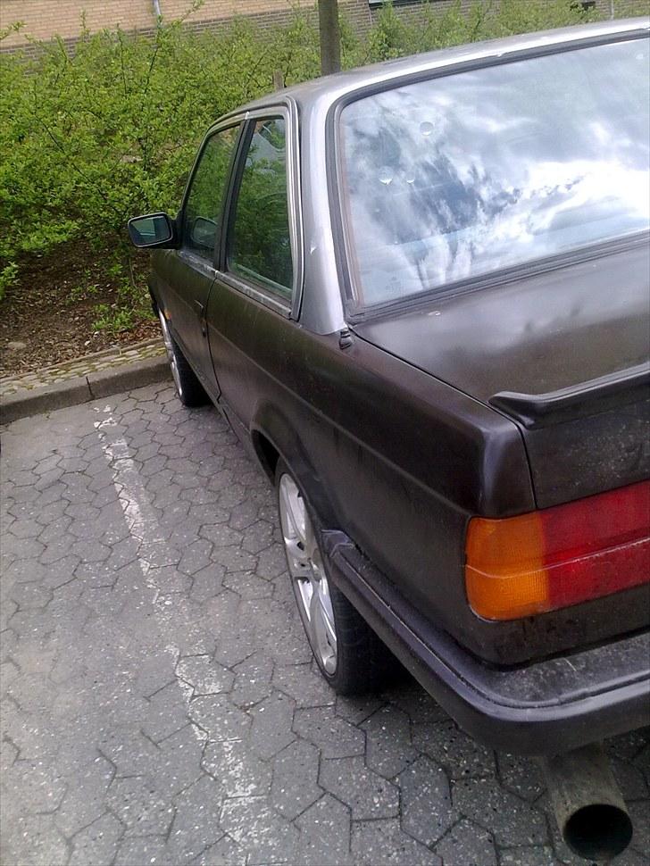 BMW 320i e30 (bytte) - ja der er ikke så meget at sige  billede 11