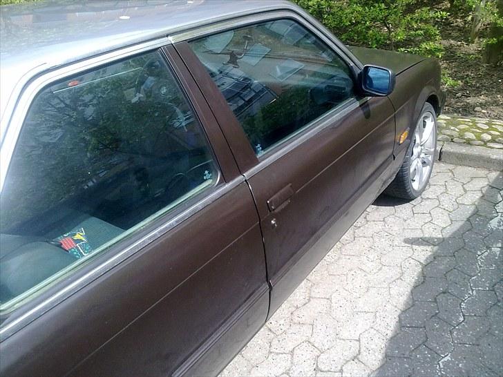 BMW 320i e30 (bytte) - ja skal jo nok også have de bagruder tunet billede 14