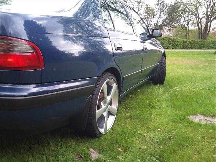 Toyota Carina E *Solgt* billede 7