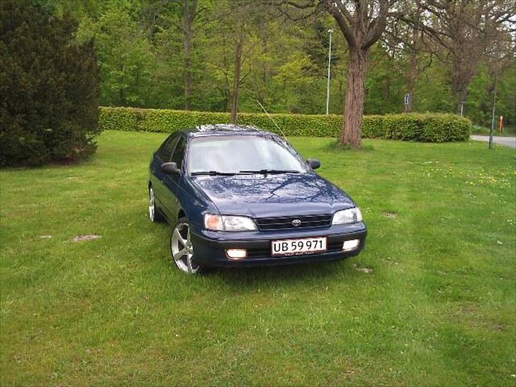 Toyota Carina E *Solgt* billede 11