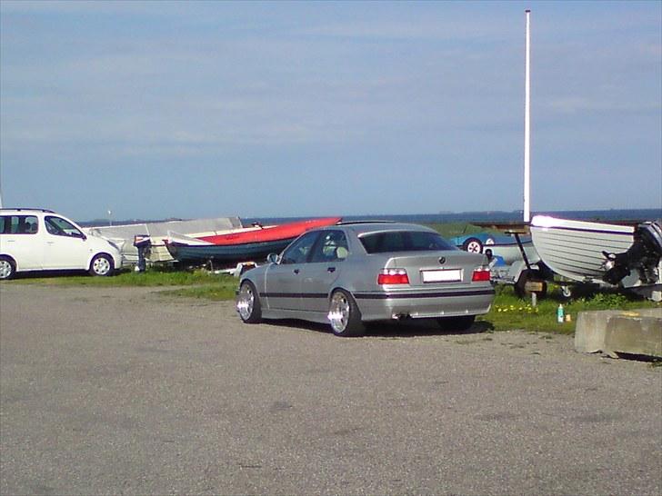 BMW e36 325i ( SOLGT ) billede 8