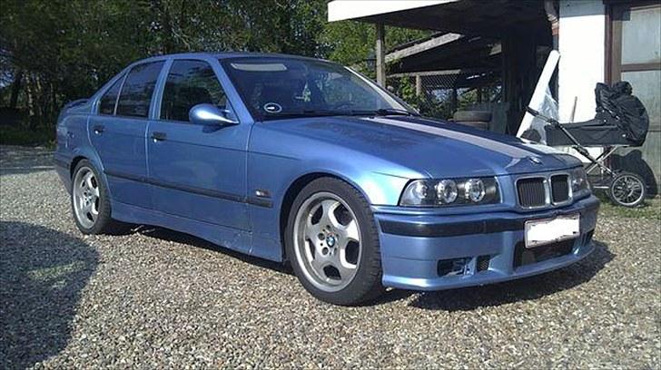 BMW E36 325i Sedan SOLGT - Nye billeder - 19-05-10 - Nye forlygter :b billede 10