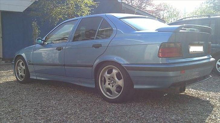 BMW E36 325i Sedan SOLGT - Nye billeder - 19-05-10 billede 13