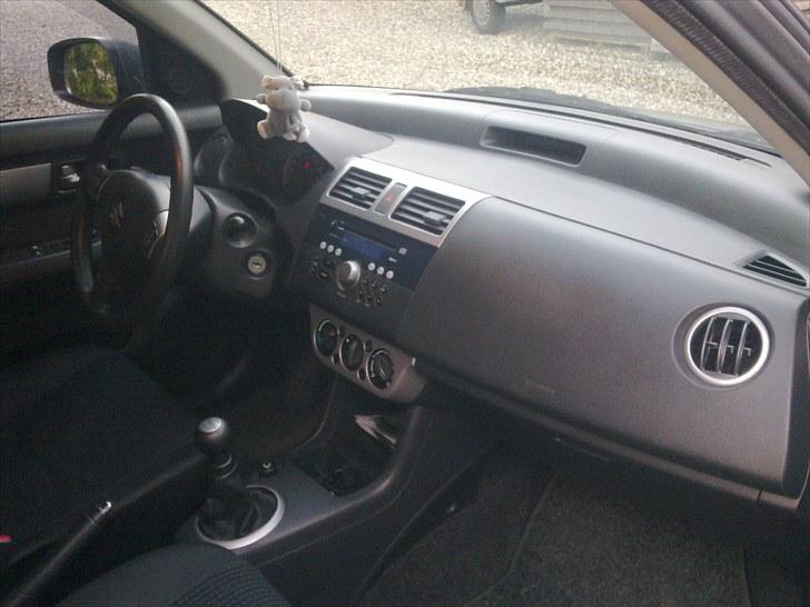 Suzuki swift billede 15