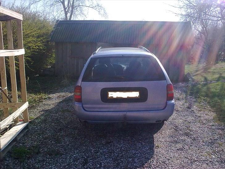 Ford Mondeo 2.0  I 16 V MK1 billede 5