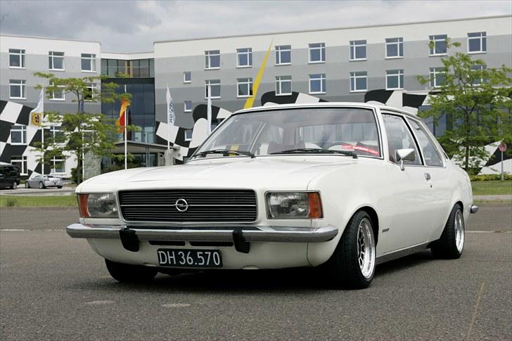 Opel Rekord D billede 4