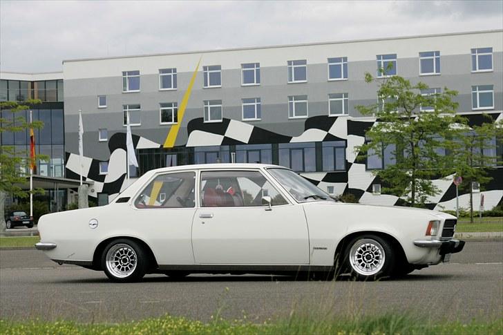 Opel Rekord D billede 8