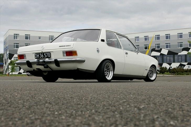 Opel Rekord D billede 11
