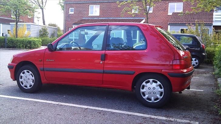 Peugeot 106  Den Røde Reje! billede 5