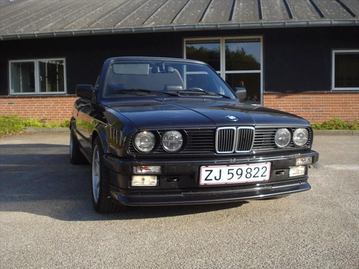 BMW 325 i Cabriolet *SOLGT* billede 4