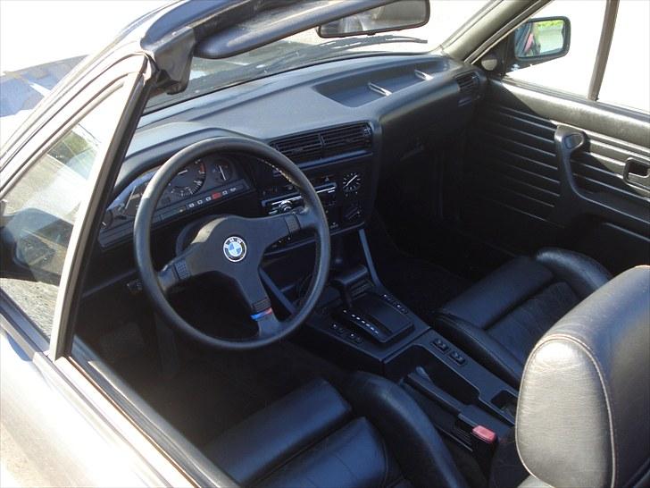 BMW 325 i Cabriolet *SOLGT* billede 8