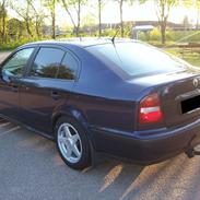 Skoda Octavia GLX 1,6