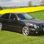 Mercedes Benz E 220 CDI  solgt