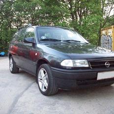 Opel Astra F Caravan Solgt!