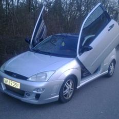 Ford Focus... SOLGT!