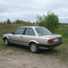 BMW E30 320i SOLGT