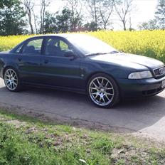 Audi A 4 Solgt