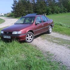 Opel Vectra A 1.6 i Solgt