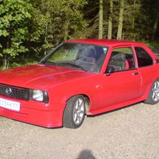 Opel ascona b 