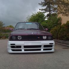 BMW E30 