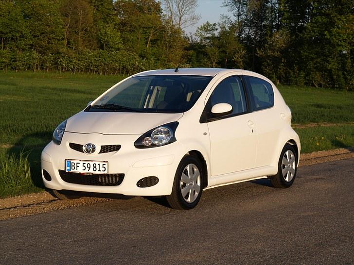 Toyota Aygo + billede 1