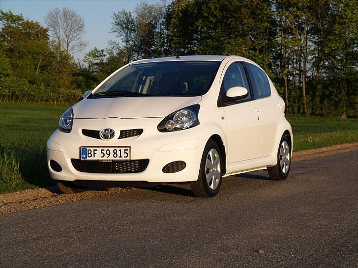 Toyota Aygo + billede 2