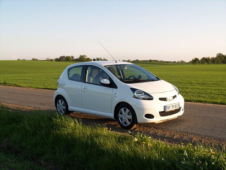 Toyota Aygo + billede 8