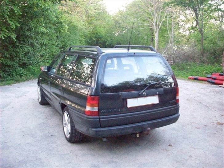 Opel Astra F Caravan Solgt! billede 5