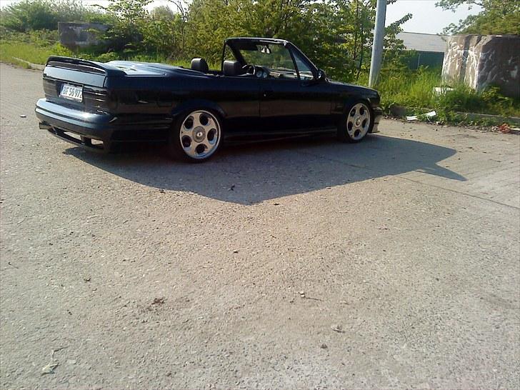 BMW 325i Cab Solgt  billede 3