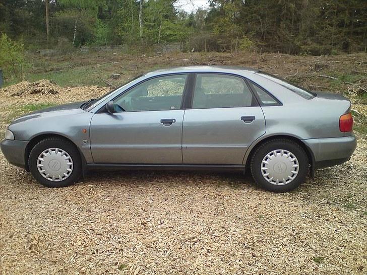 Audi A4 1.8T ***Solgt*** billede 6