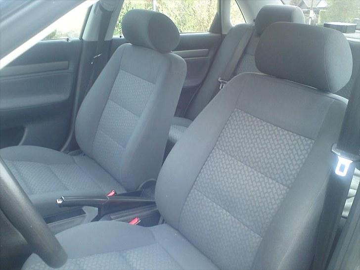 Audi A4 1.8T ***Solgt*** billede 9